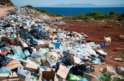 the-impact-of-tourism-on-global-waste